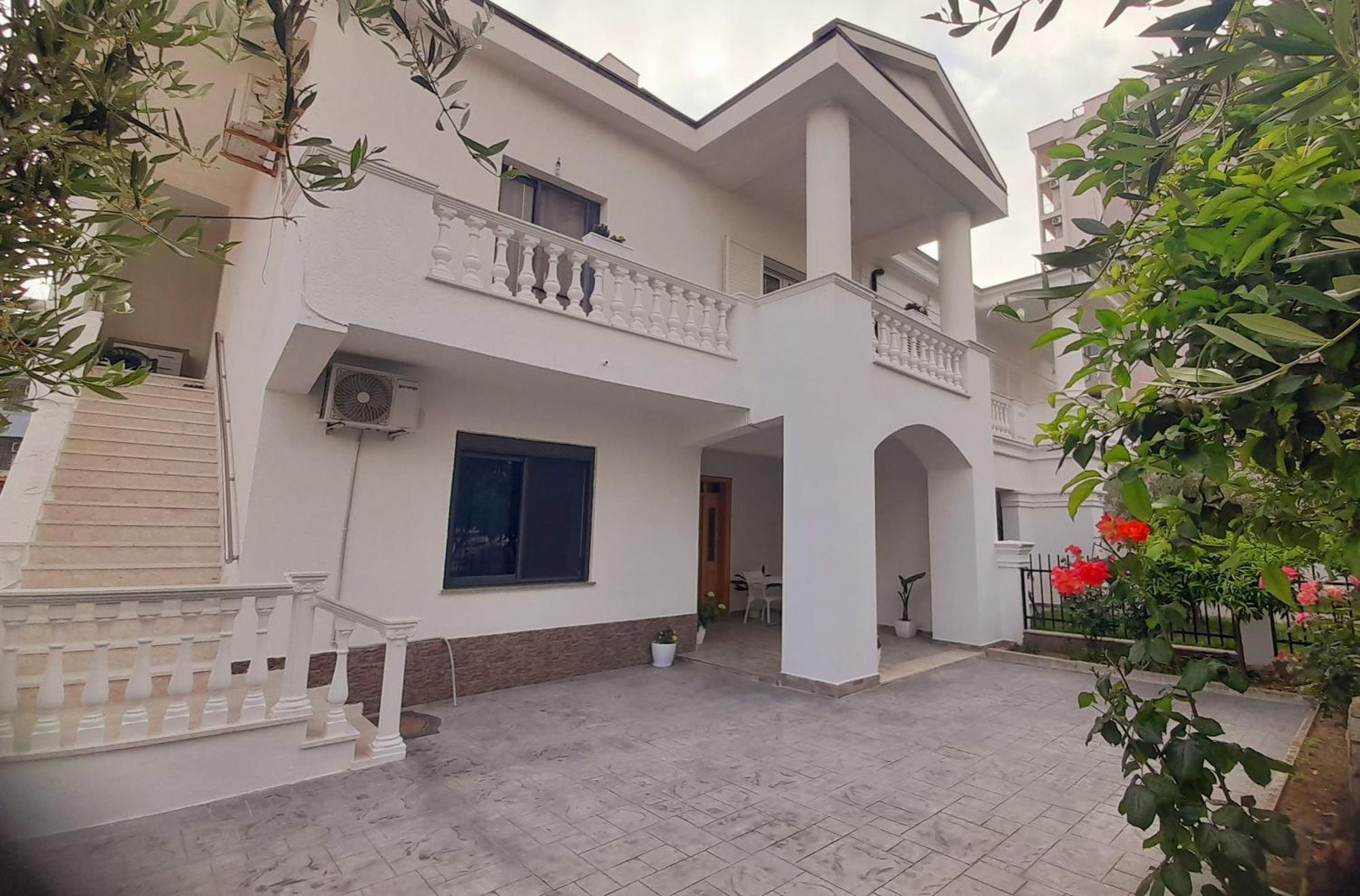 Villa Kurti Durrës Exterior foto